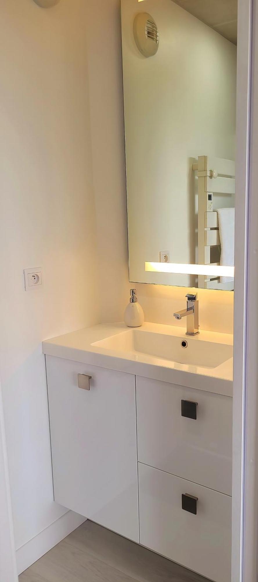 Studio Climatise, Vue Imprenable-Wifi Vence Exterior foto